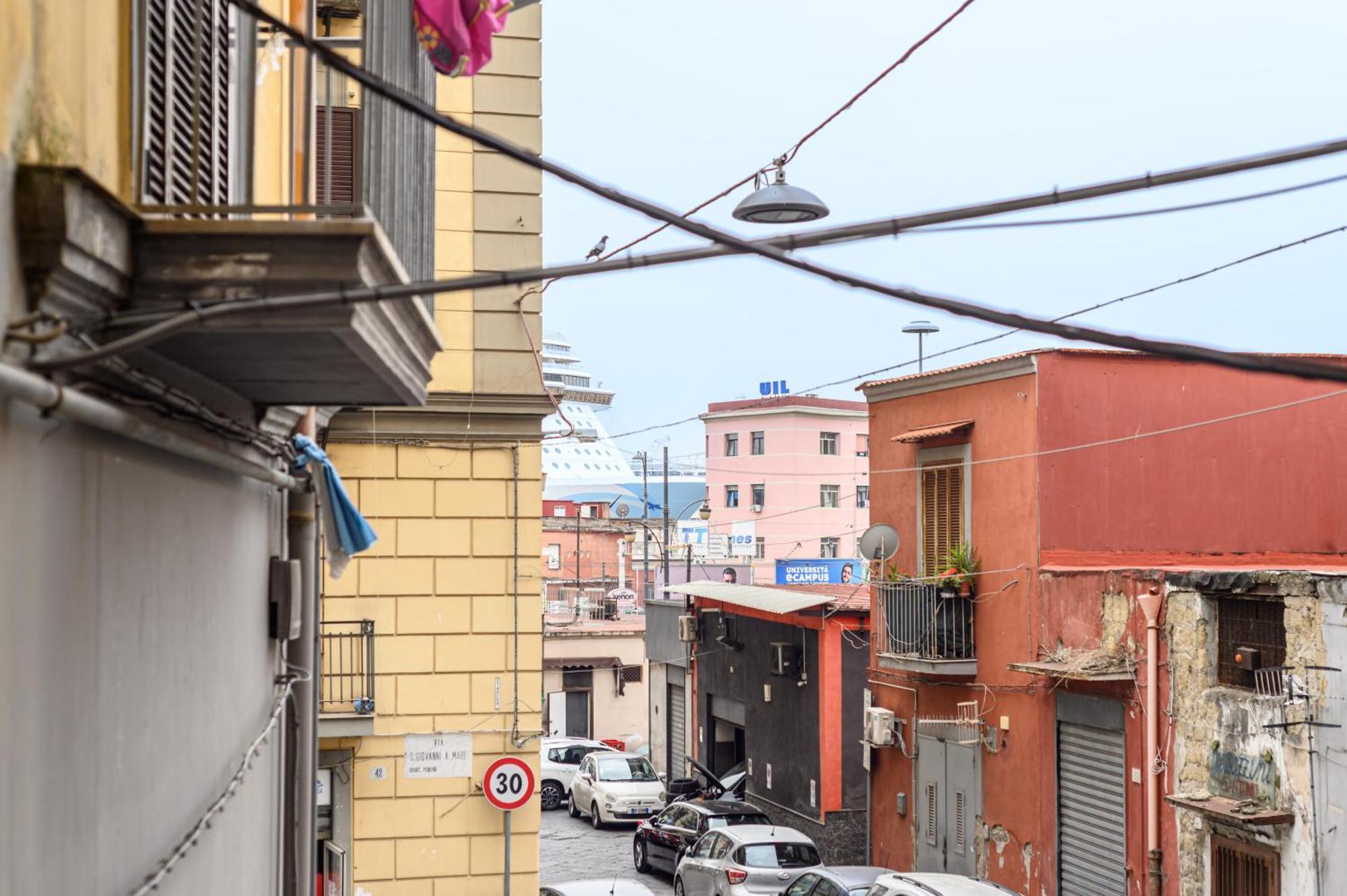 Dimora Aragonese Apartment Naples