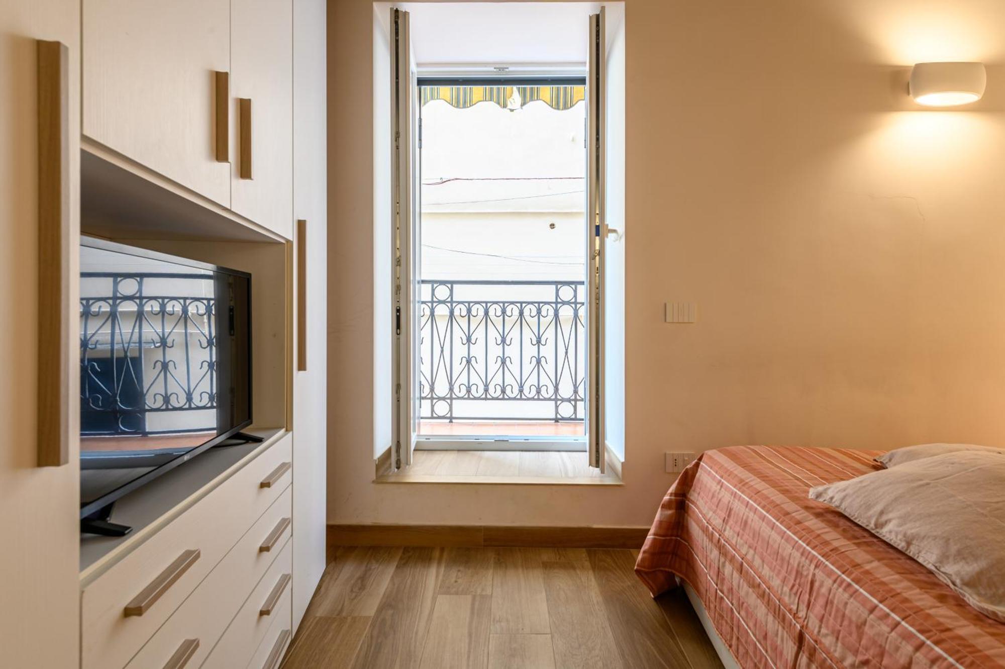 Dimora Aragonese Apartment