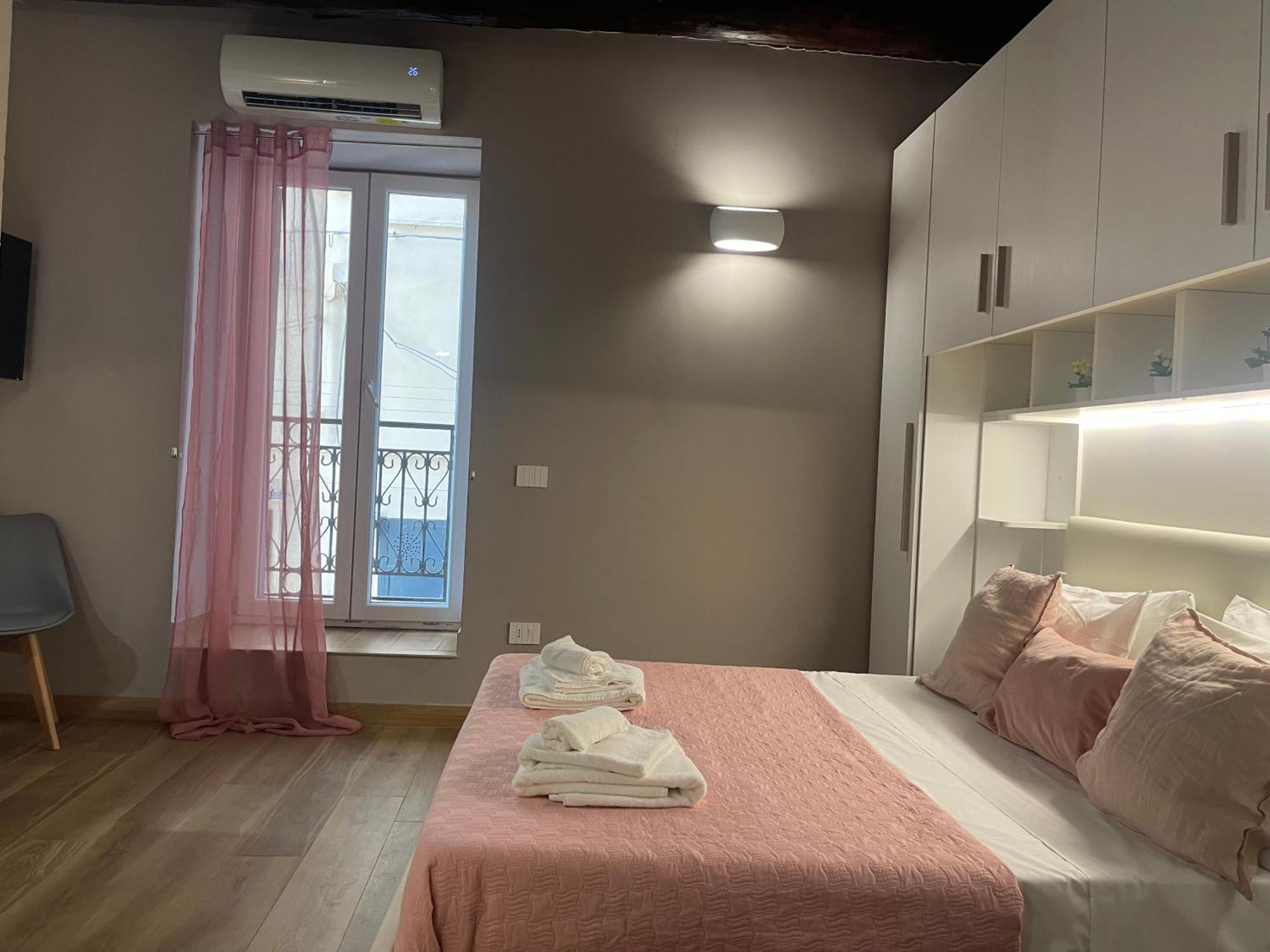 Dimora Aragonese Apartment